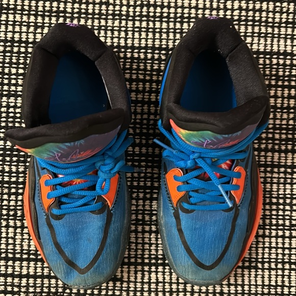 Nike Kyrie Infinity SE - Picture 4 of 6